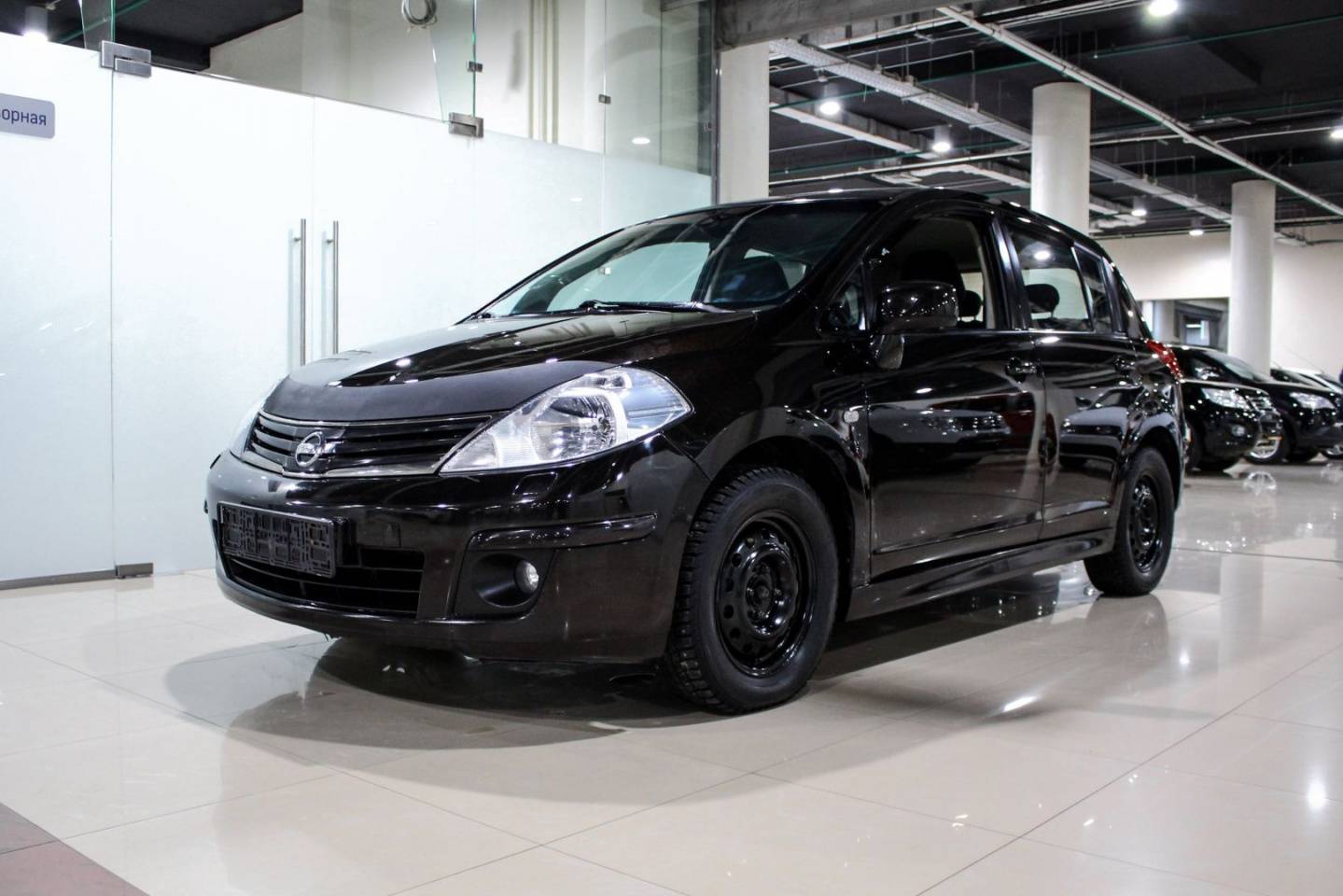 Купить Tiida с пробегом